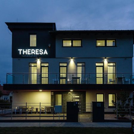 Theresa Vendeghaz Кішкунмойша Екстер'єр фото